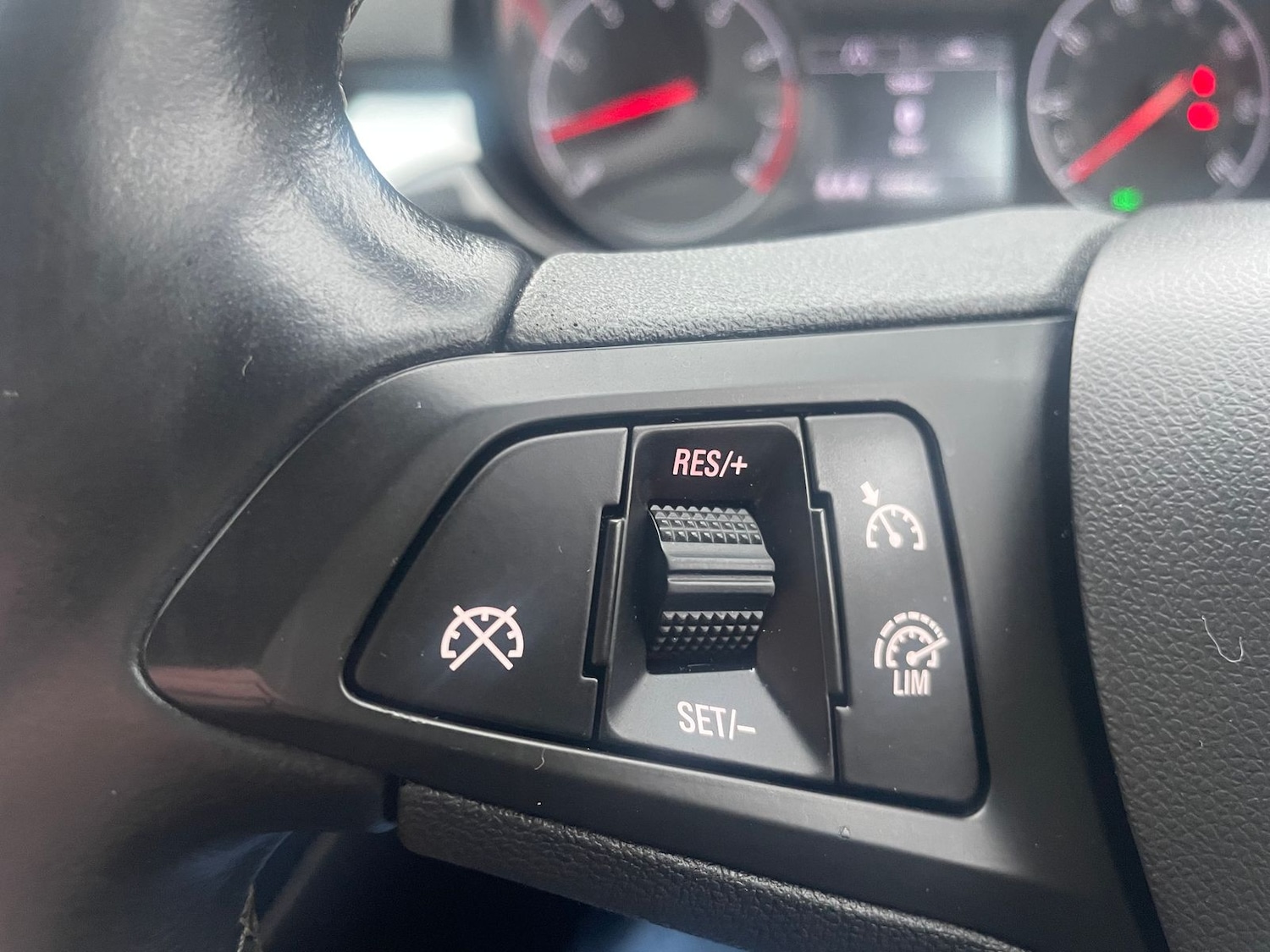 Used Vauxhall Corsa 2015 for sale - 77449489: Photo 19