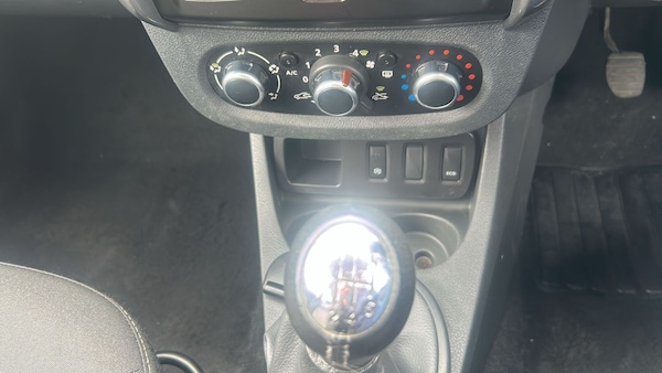 Used Dacia Duster 2017 for sale - 76229370: Photo 13