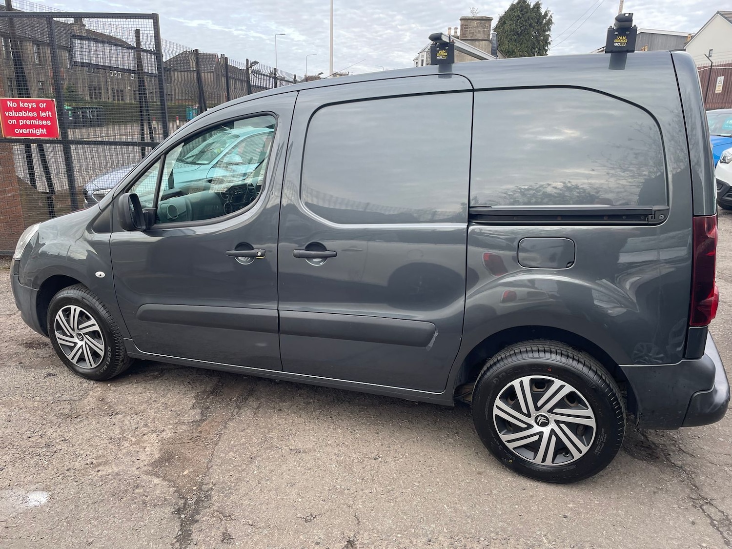 Used Citroen Berlingo 2015 for sale - 78150007: Photo 8