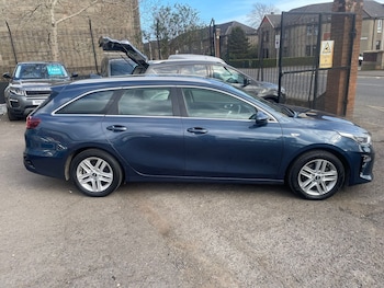 Used Kia Ceed 2019 for sale - 78059432: Photo