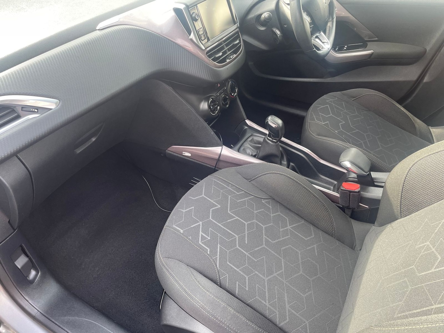 Used Peugeot 2008 2014 for sale - 77855861: Photo 7