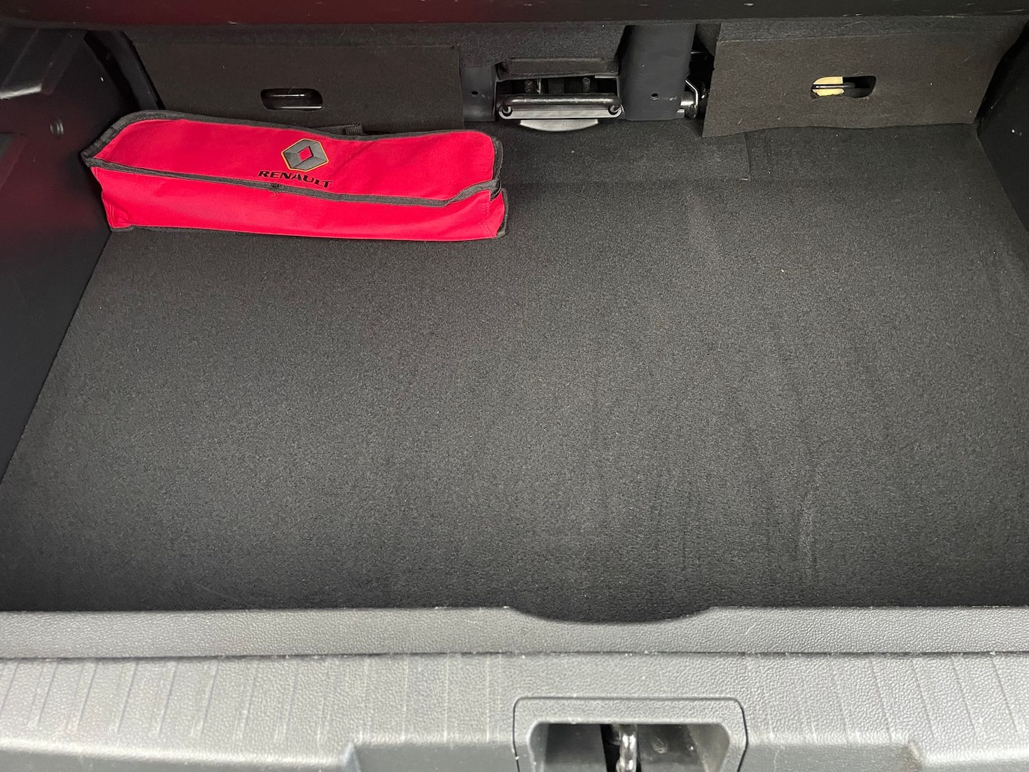 Used Renault Captur 2017 for sale - 76474809: Photo 12