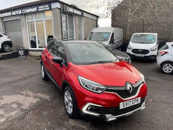 Used Renault Captur 2017 for sale - 76474809: Photo