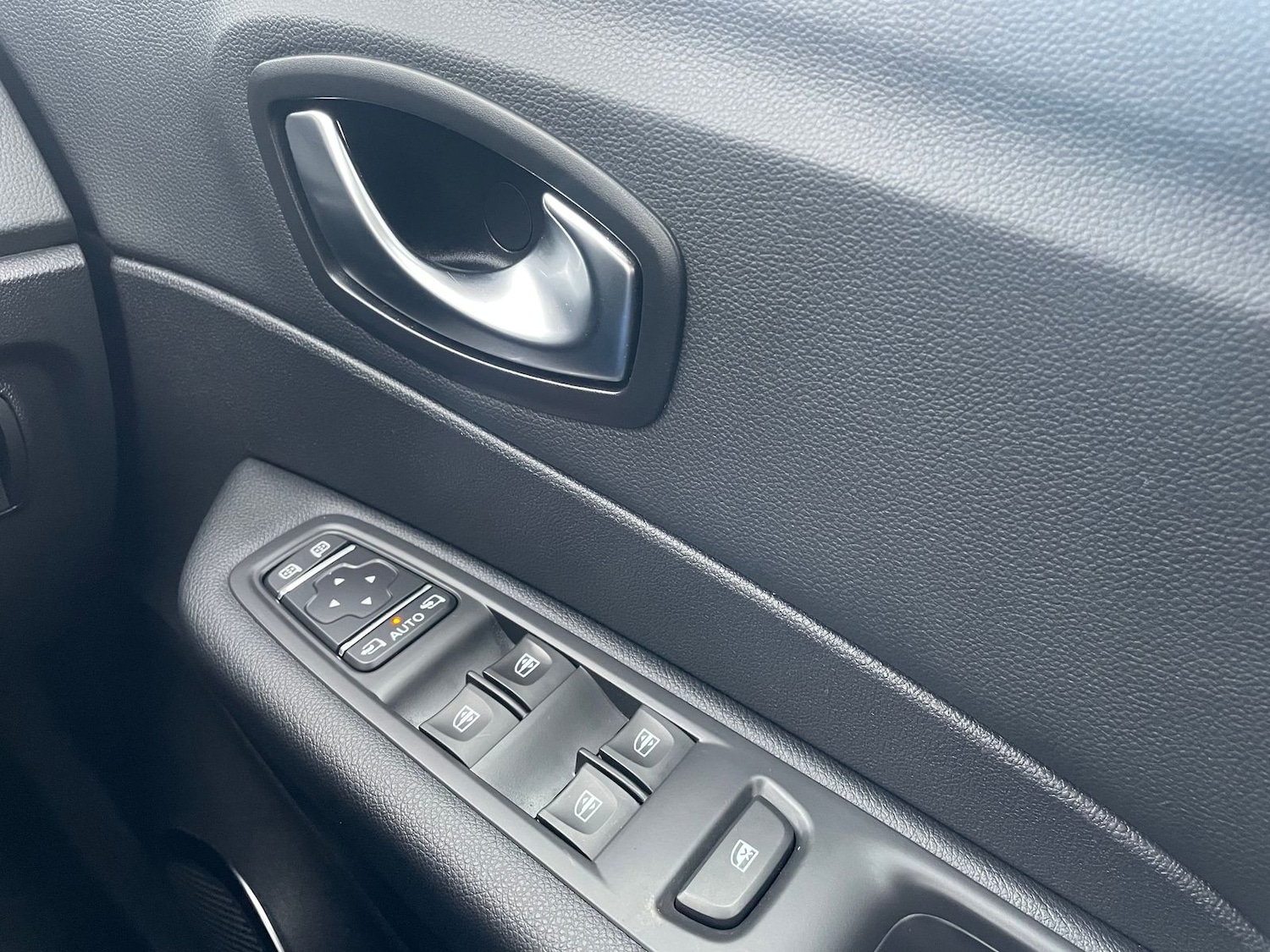 Used Renault Captur 2017 for sale - 76474809: Photo 23