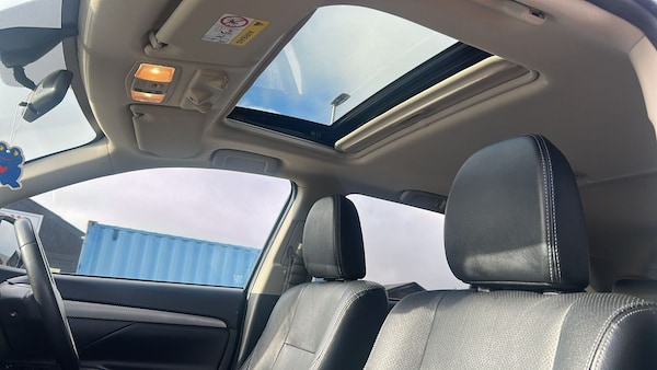 Used Mitsubishi Outlander 2016 for sale - 76327982: Photo 19