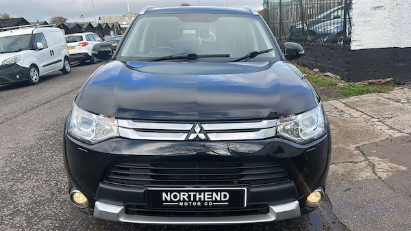 Used Mitsubishi Outlander 2016 for sale - 76327982: Photo 2