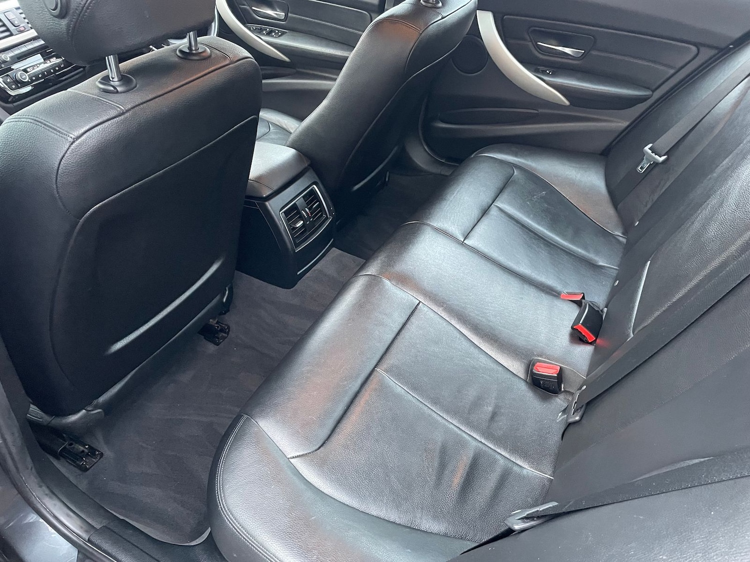 Used BMW 3 Series 2016 for sale - 76928178: Photo 10