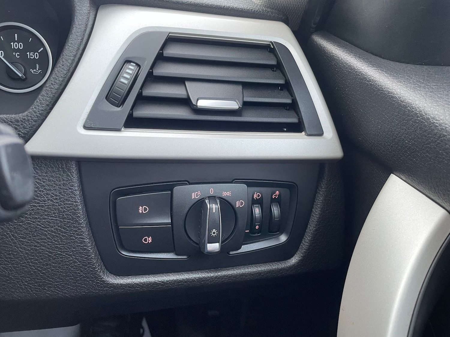 Used BMW 3 Series 2016 for sale - 76928178: Photo 23