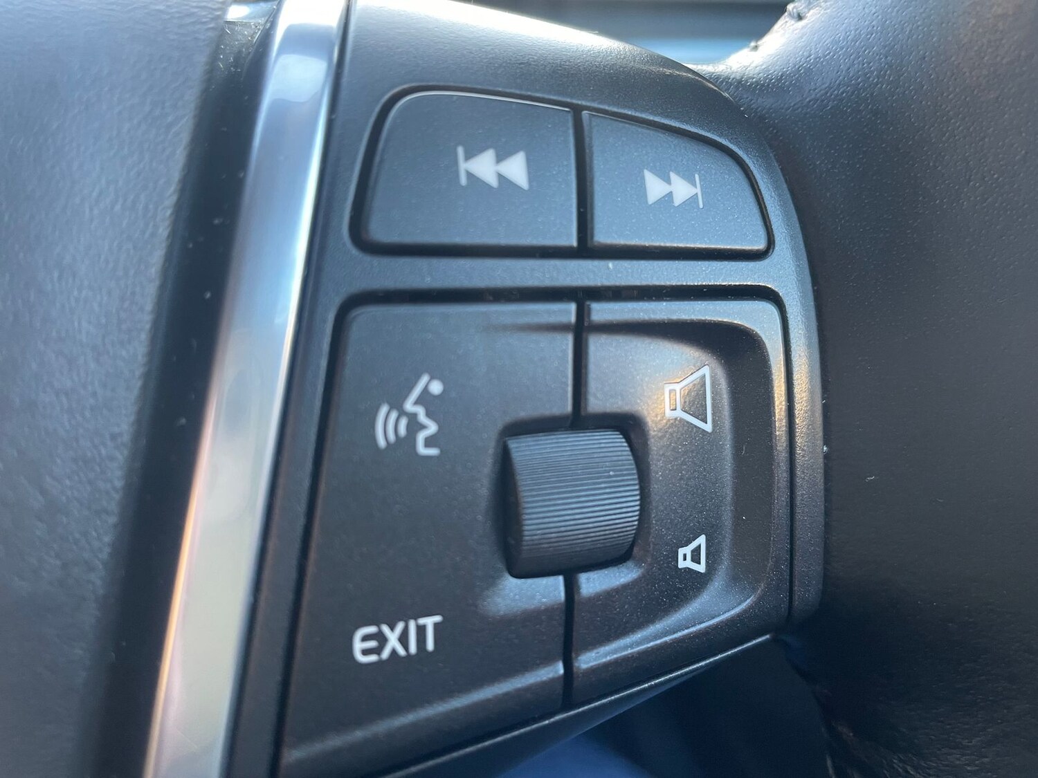 Used Volvo V70 2016 for sale - 77183337: Photo 18