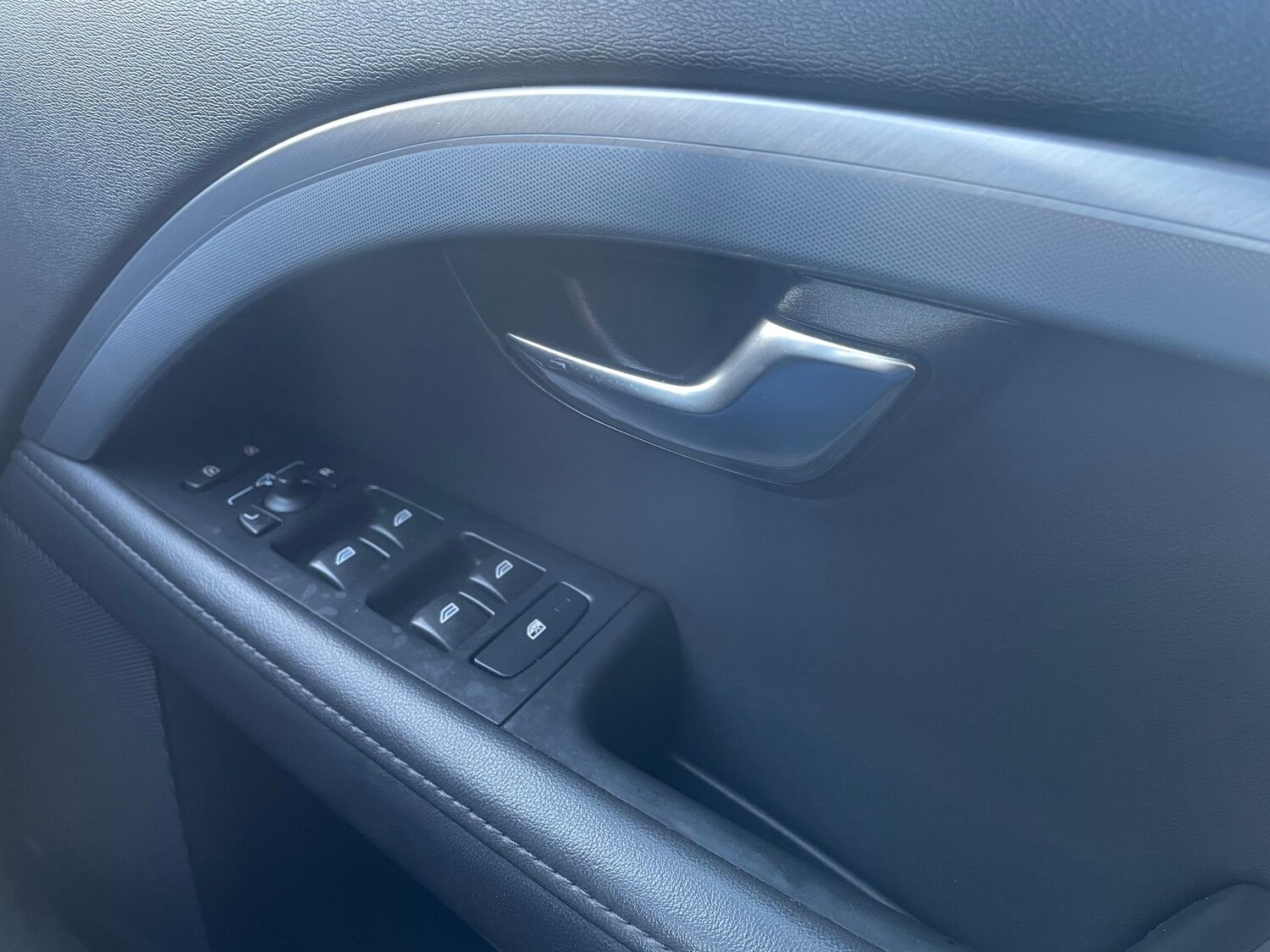 Used Volvo V70 2016 for sale - 77183337: Photo 19