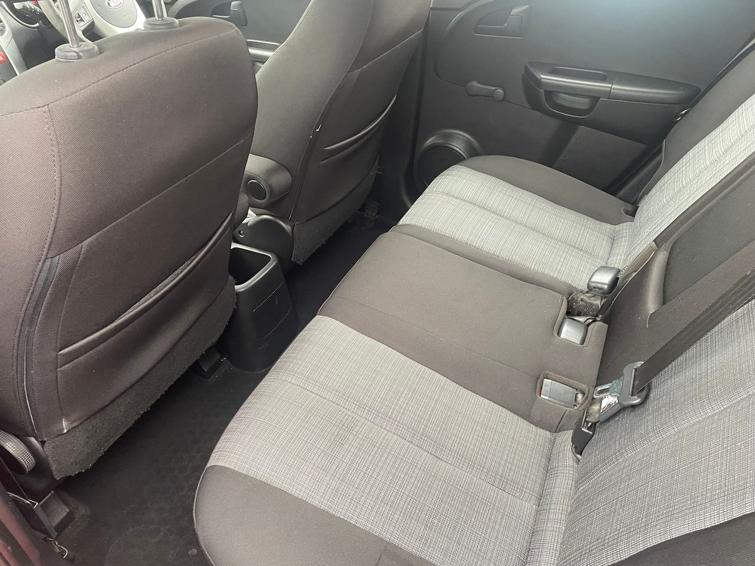 Used Kia Venga 2013 for sale - 77685855: Photo 10