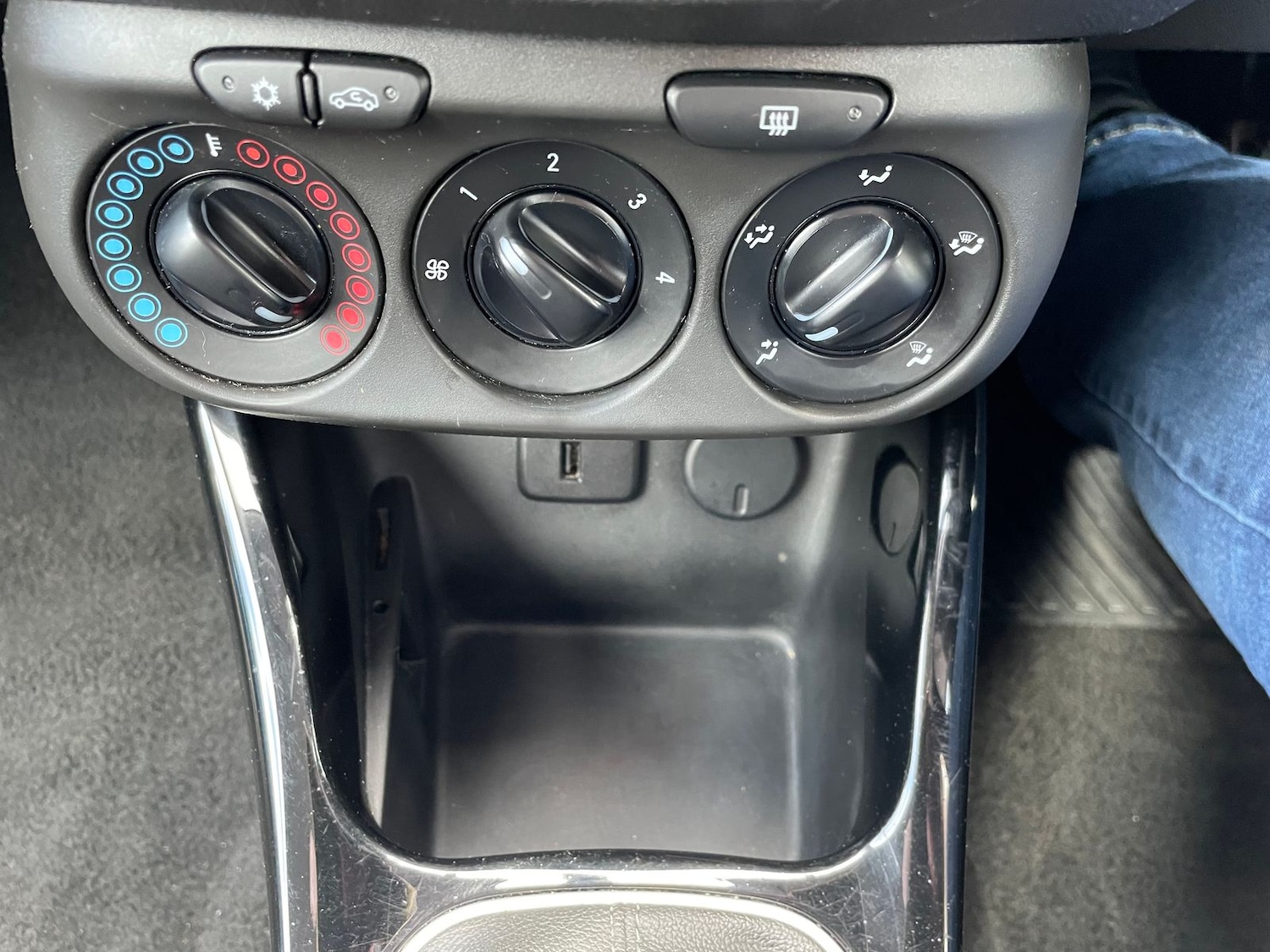 Used Vauxhall ADAM 2018 for sale - 78049914: Photo 15