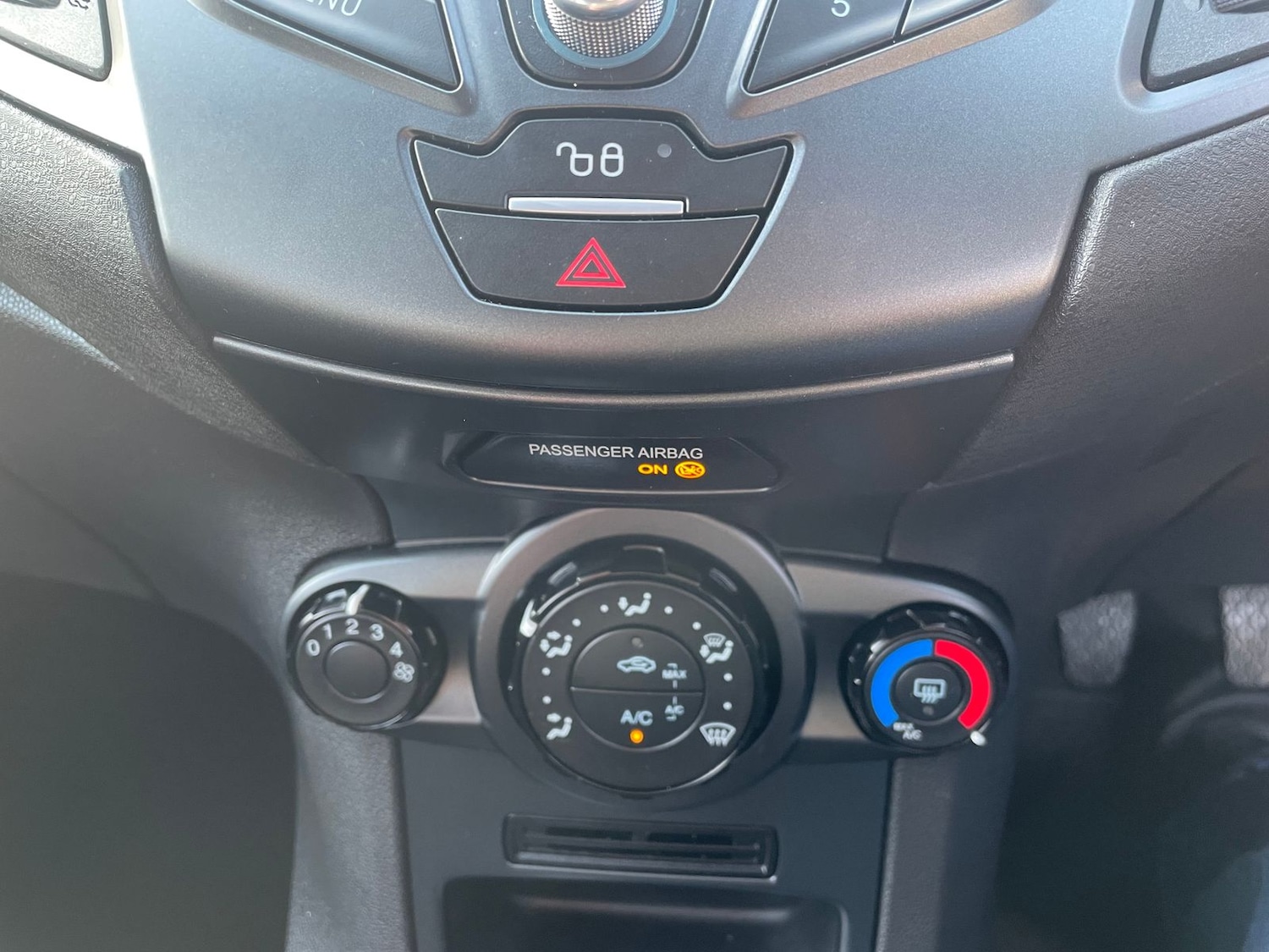 Used Ford Fiesta 2015 for sale - 77360689: Photo 15