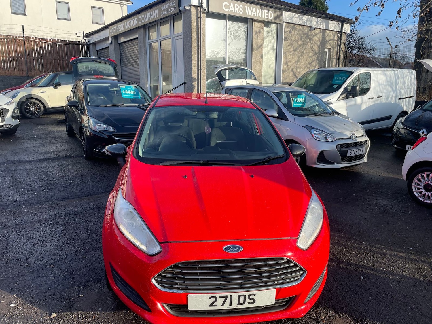 Used Ford Fiesta 2015 for sale - 77360689: Photo 2