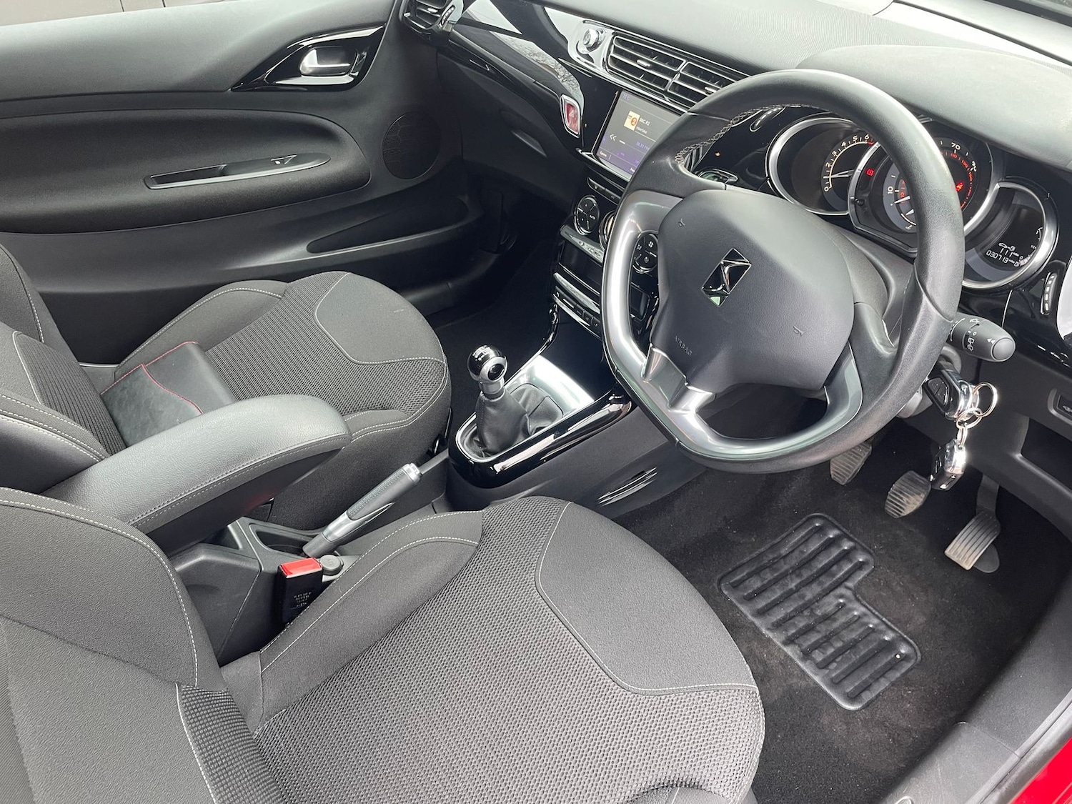 Used DS Automobiles DS 3 2017 for sale - 77771384: Photo 12