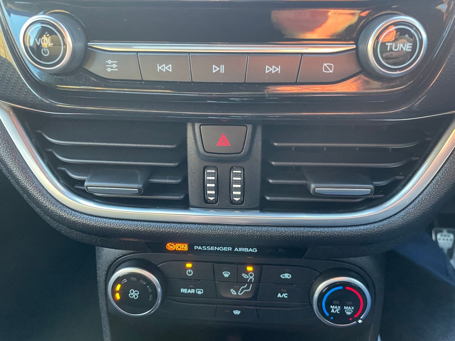 Used Ford Fiesta 2018 for sale - 76928189: Photo 17