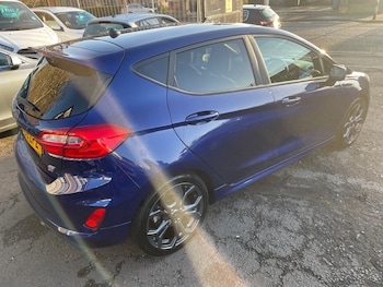 Used Ford Fiesta 2018 for sale - 76928189: Photo