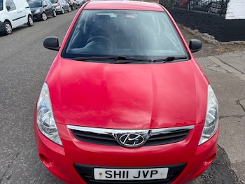 Used Hyundai i20 2011 for sale - 75201423: Photo