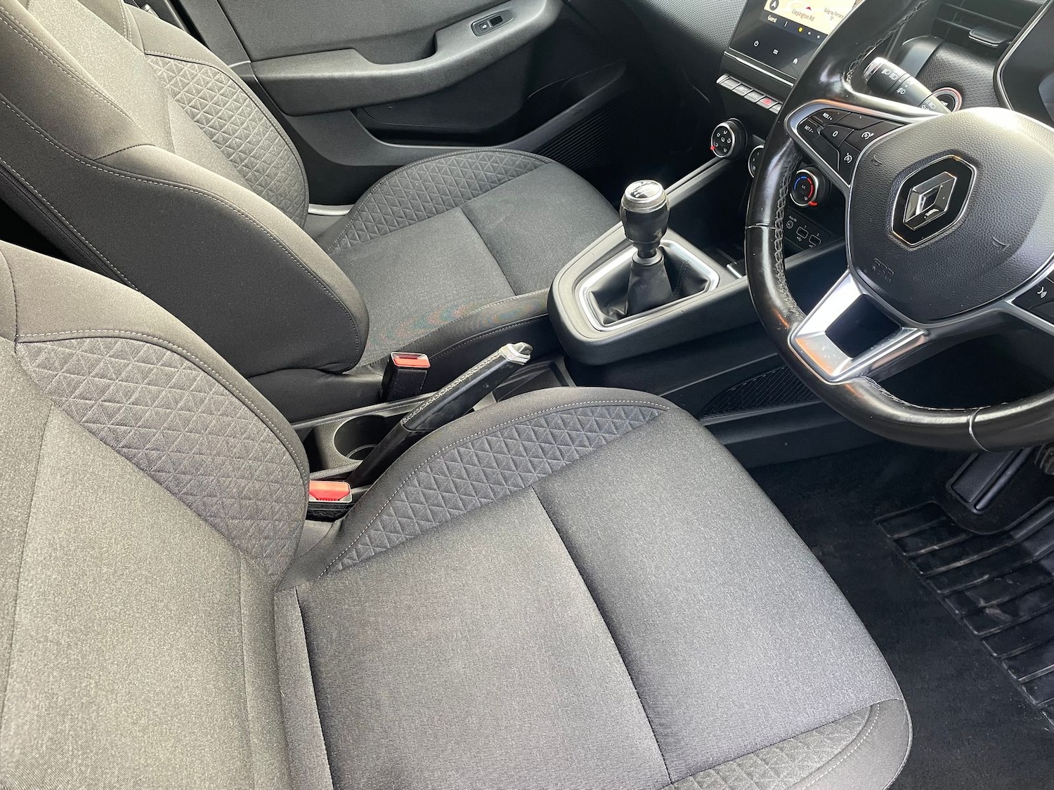 Used Renault Clio 2020 for sale - 77145917: Photo 12