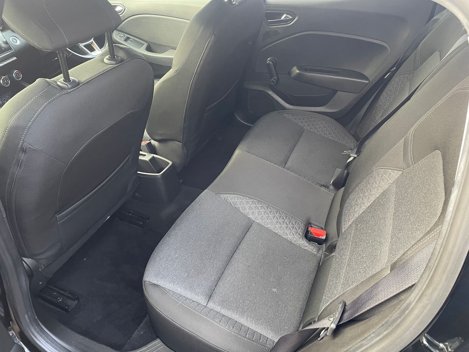 Used Renault Clio 2020 for sale - 77145917: Photo 8