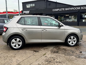 Used Skoda Fabia 2015 for sale - 76535555: Photo