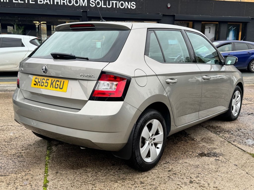 Used Skoda Fabia 2015 for sale - 76535555: Photo 5