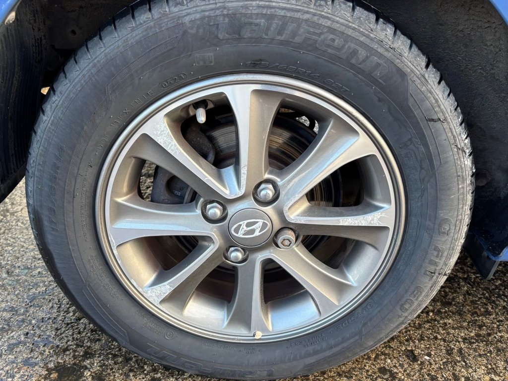 Used Hyundai i10 2015 for sale - 76685902: Photo 15