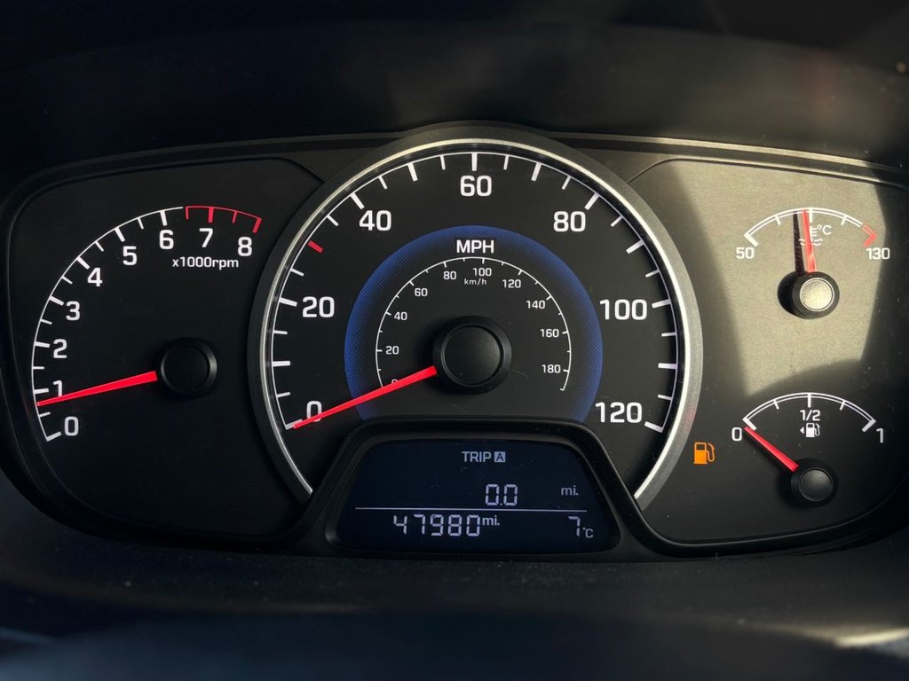 Used Hyundai i10 2015 for sale - 76685902: Photo 32