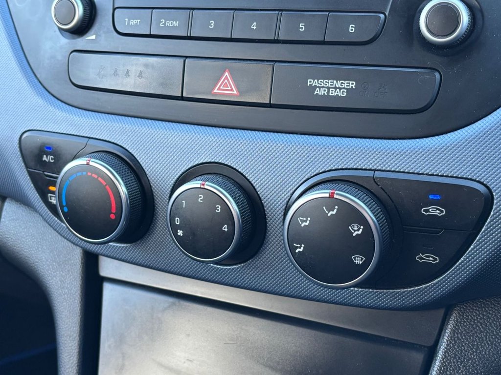 Used Hyundai i10 2015 for sale - 76685902: Photo 35