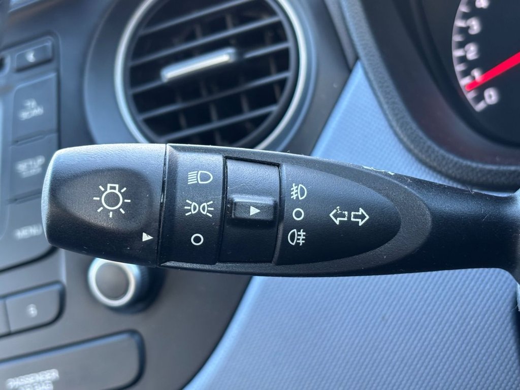 Used Hyundai i10 2015 for sale - 76685902: Photo 38