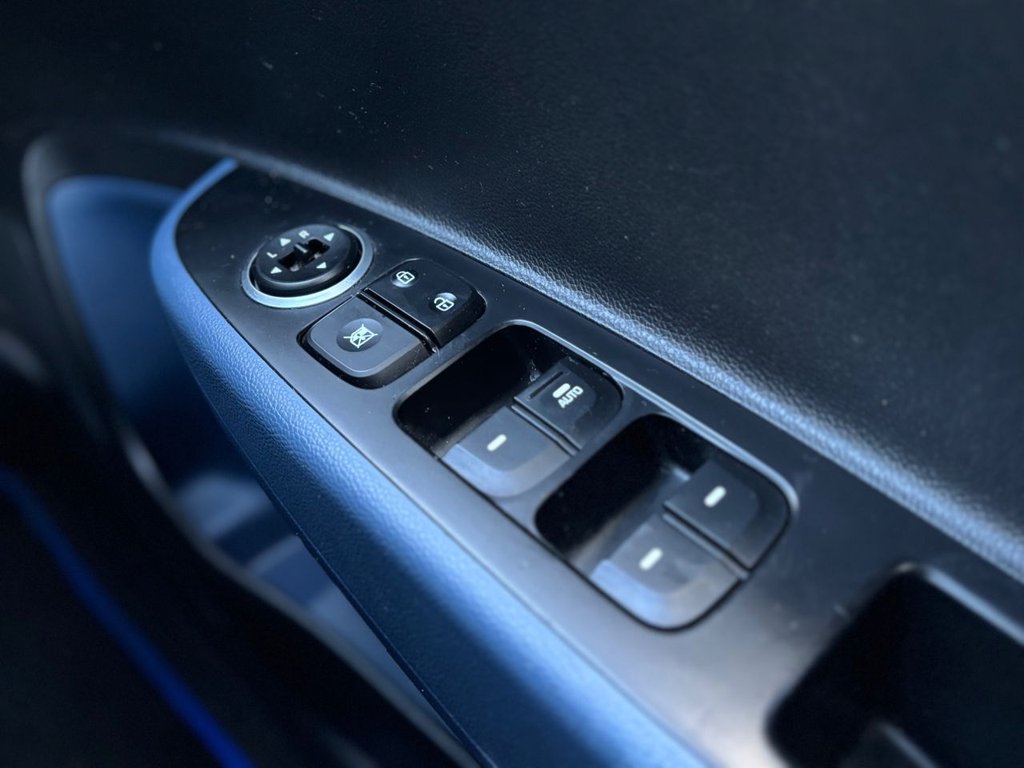 Used Hyundai i10 2015 for sale - 76685902: Photo 42