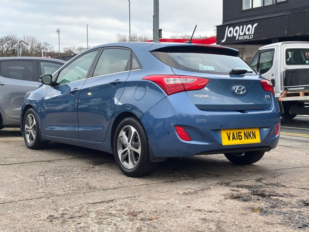 Used Hyundai i30 2016 for sale - 77048603: Photo 9