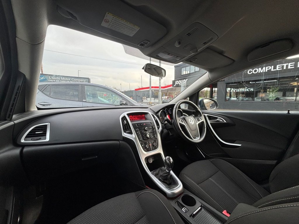 Used Vauxhall Astra 2011 for sale - 76631898: Photo 24