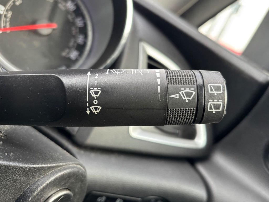 Used Vauxhall Astra 2011 for sale - 76631898: Photo 35