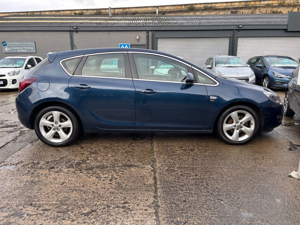 Used Vauxhall Astra 2011 for sale - 76631898: Photo 6