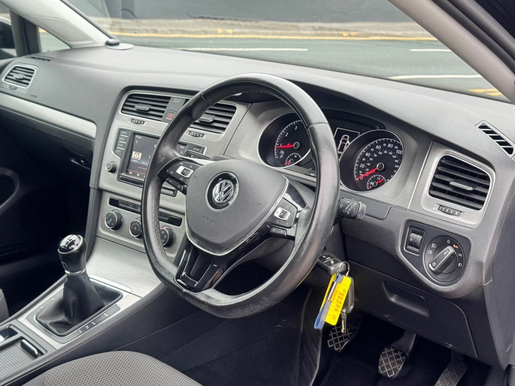 Used Volkswagen Golf 2015 for sale - 76256321: Photo 21