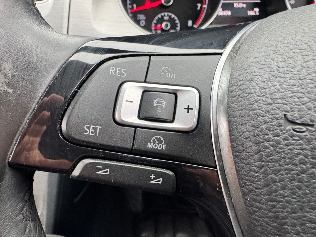 Used Volkswagen Golf 2015 for sale - 76256321: Photo 33