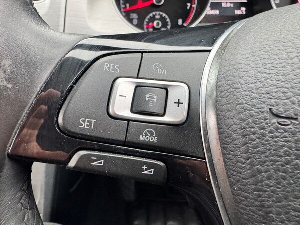 Used Volkswagen Golf 2015 for sale - 76256321: Photo 33