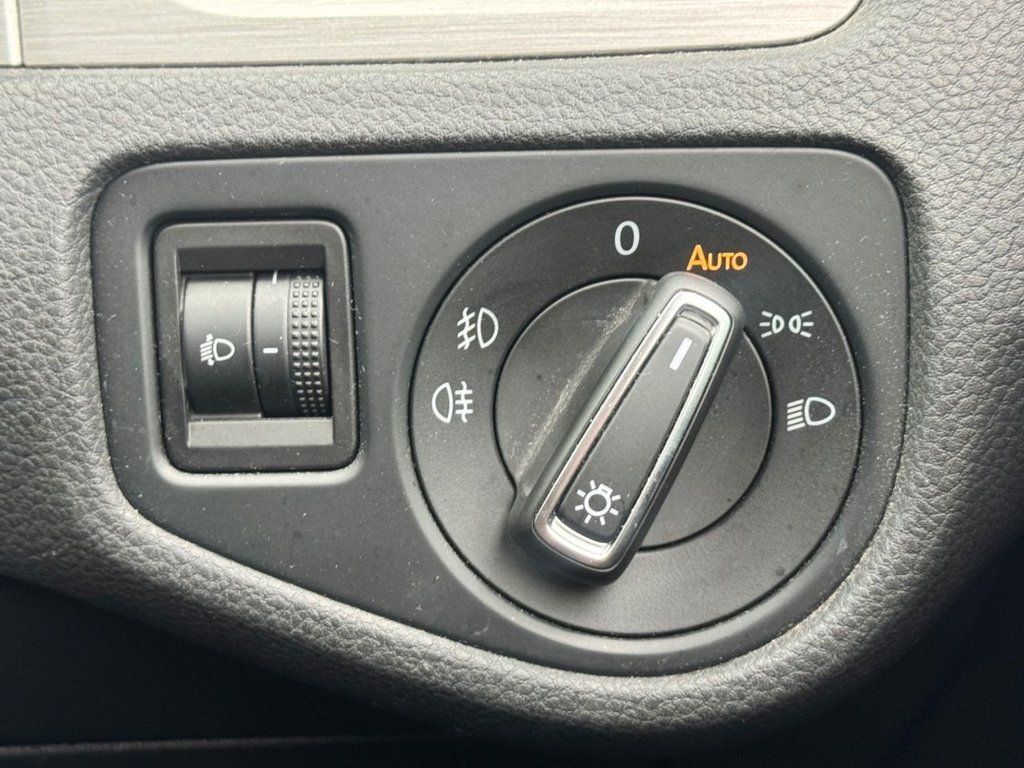 Used Volkswagen Golf 2015 for sale - 76256321: Photo 36