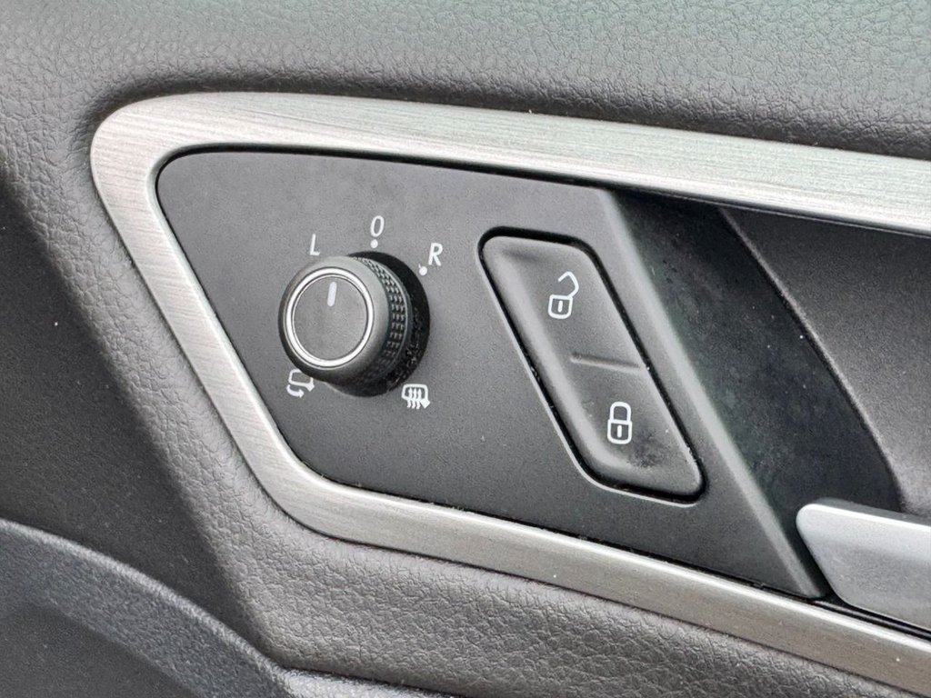 Used Volkswagen Golf 2015 for sale - 76256321: Photo 38