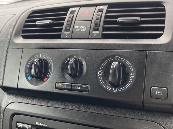 Used Skoda Fabia 2012 for sale - 75410827: Photo 38