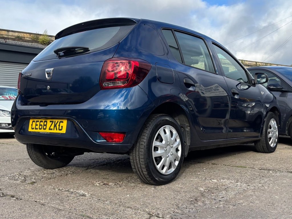 Used Dacia Sandero 2018 for sale - 76368105: Photo 14