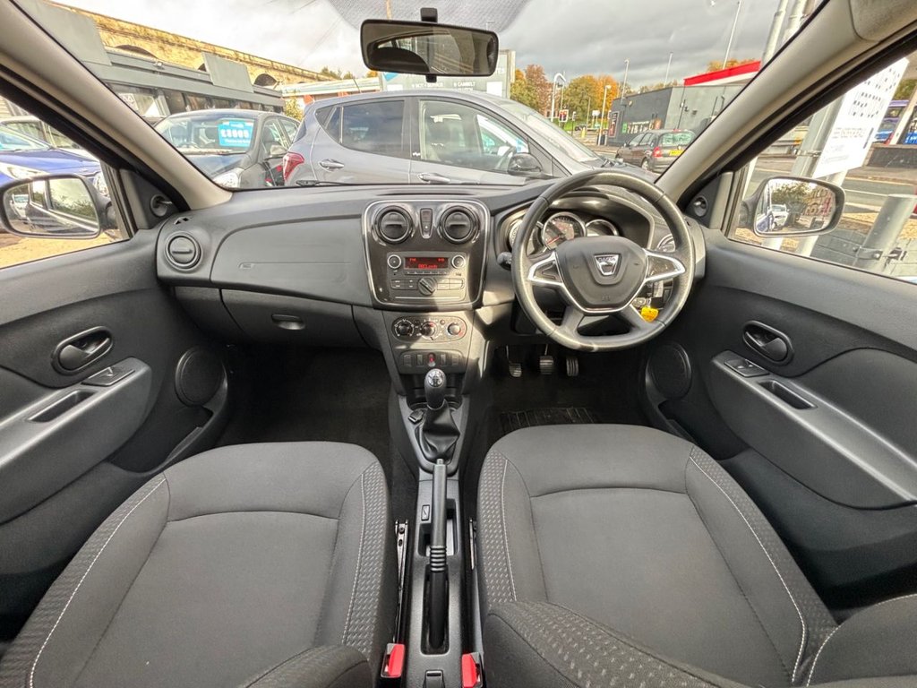 Used Dacia Sandero 2018 for sale - 76368105: Photo 32