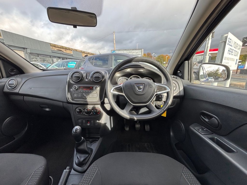 Used Dacia Sandero 2018 for sale - 76368105: Photo 33