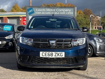 Used Dacia Sandero 2018 for sale - 76368105: Photo