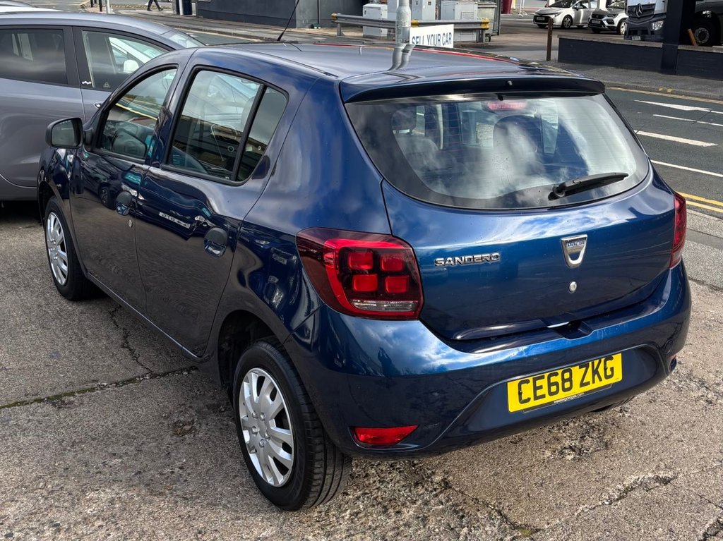 Used Dacia Sandero 2018 for sale - 76368105: Photo 9
