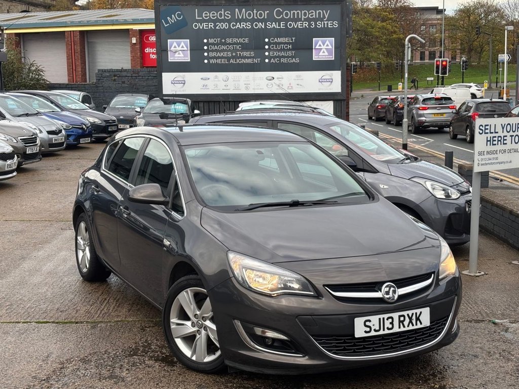 Used Vauxhall Astra 2013 for sale - 76496250: Photo 2