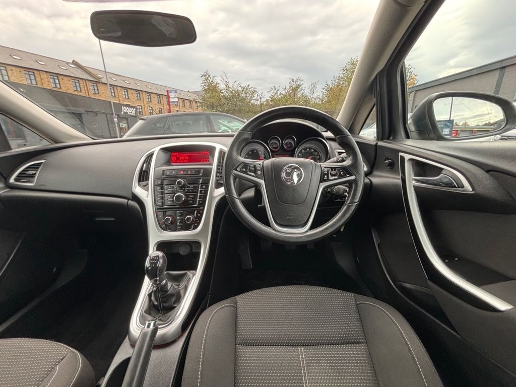 Used Vauxhall Astra 2013 for sale - 76496250: Photo 24