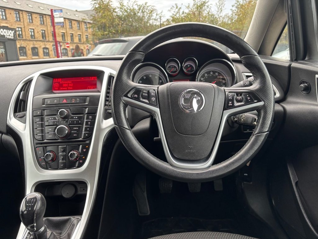 Used Vauxhall Astra 2013 for sale - 76496250: Photo 25