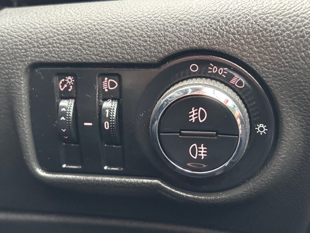 Used Vauxhall Astra 2013 for sale - 76496250: Photo 35